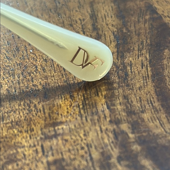 Tortoise Shell Sunglasses - Picture 4 of 5